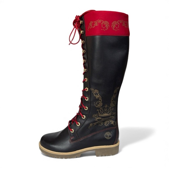 NWOT Timberland Black Leather Red Satin Gold Detail Lace Up Boots Size 6 - Picture 1 of 12